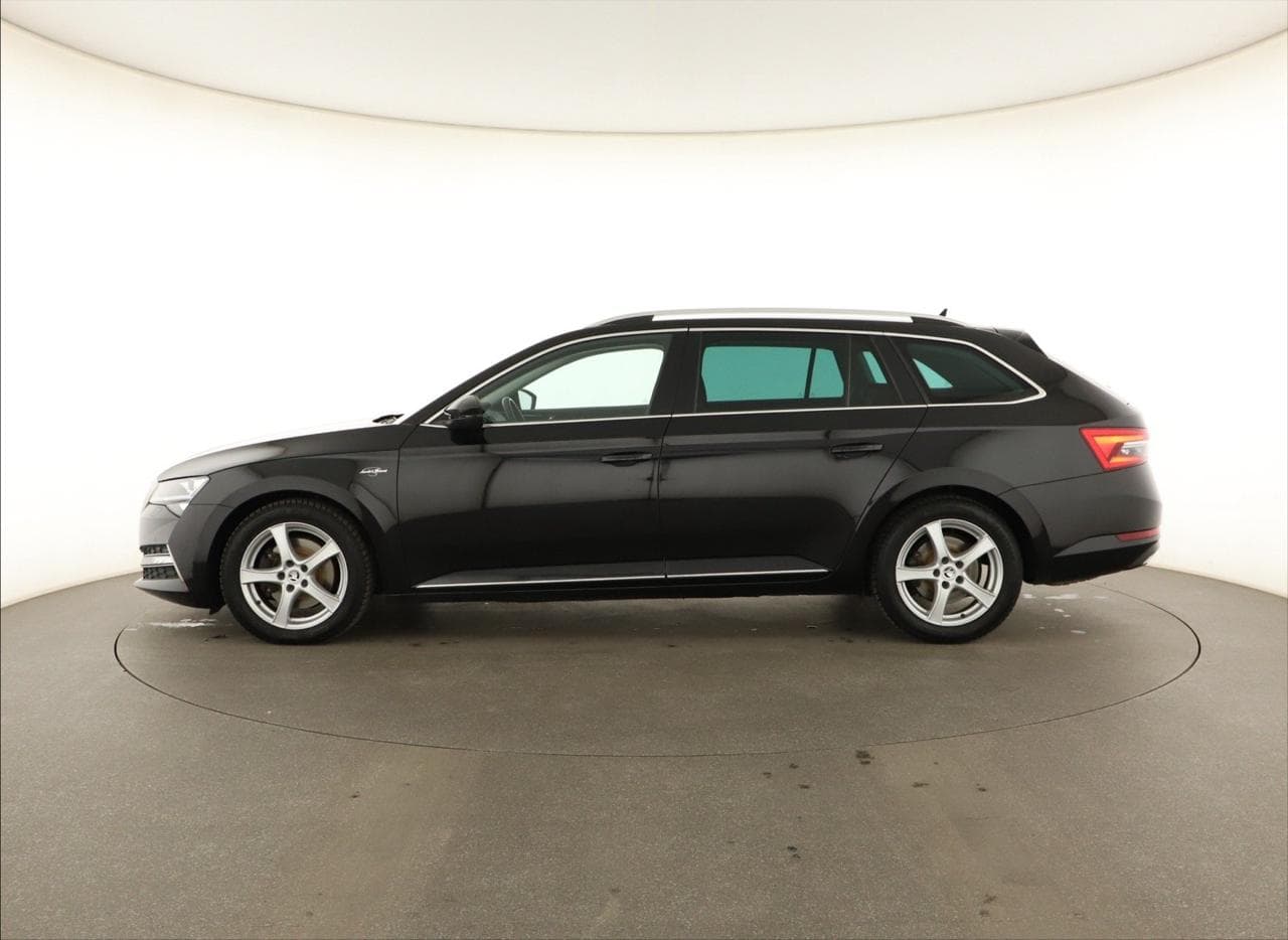 2020 Škoda SUPERB - 7