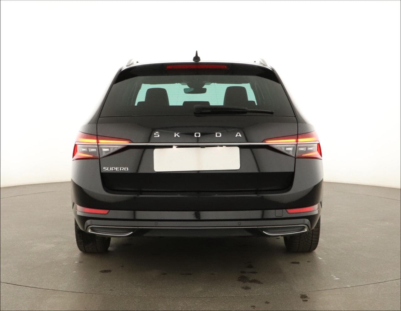 2020 Škoda SUPERB - 11