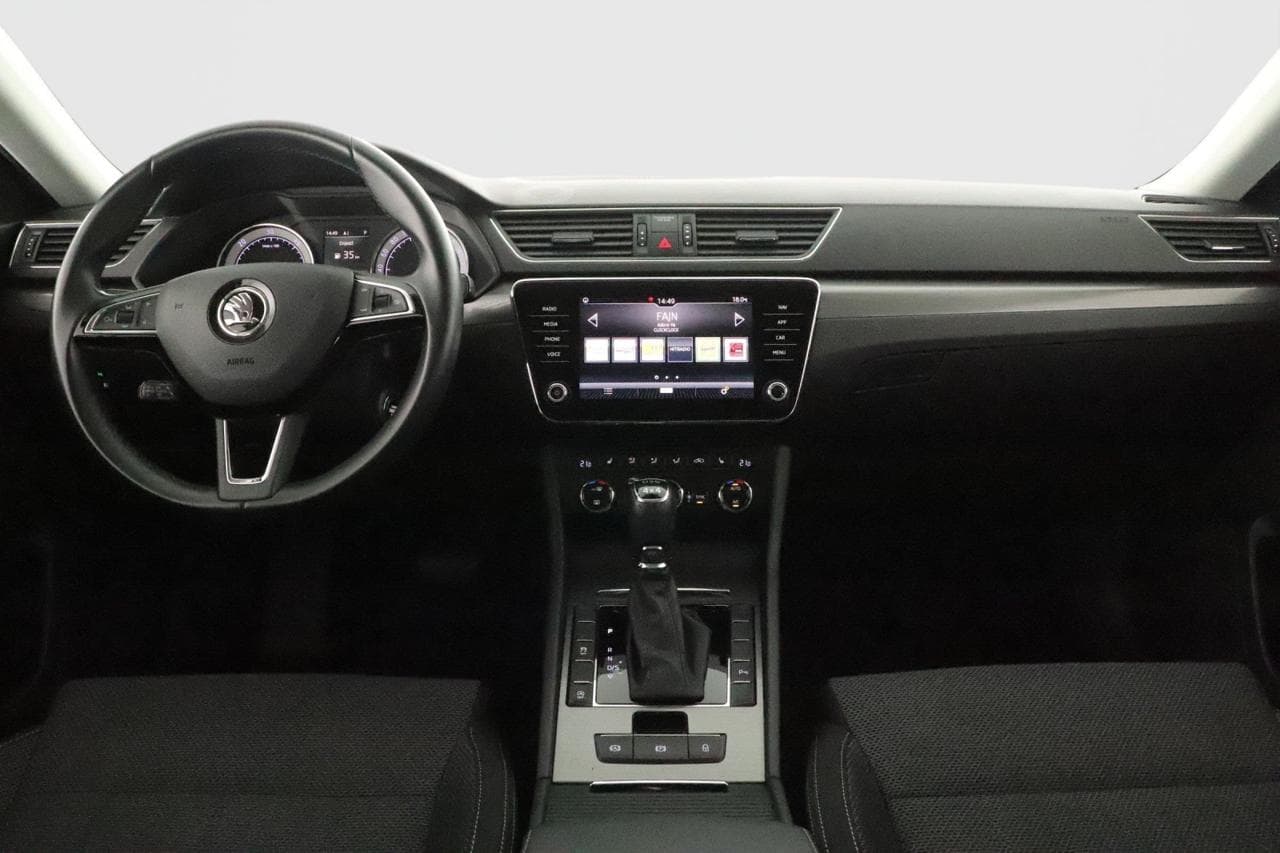 2019 Škoda SUPERB - 16