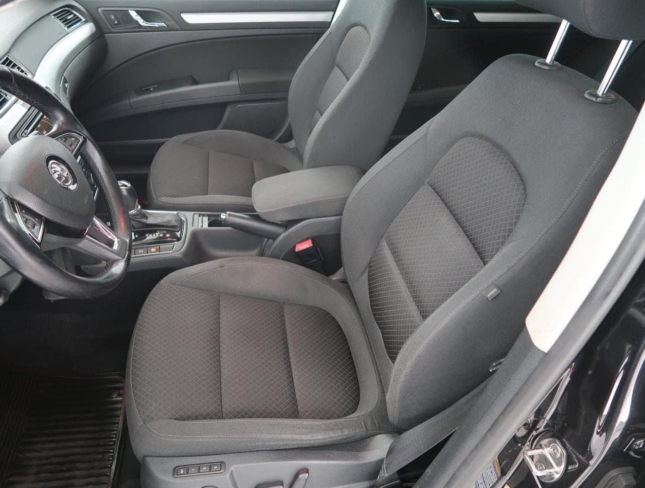 2014 Škoda SUPERB - 28
