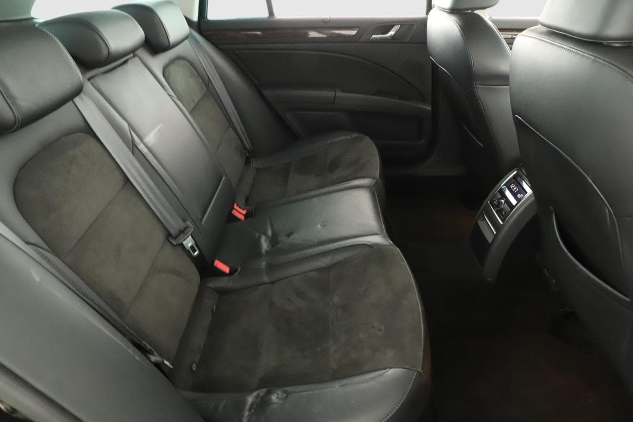 2014 Škoda SUPERB - 10