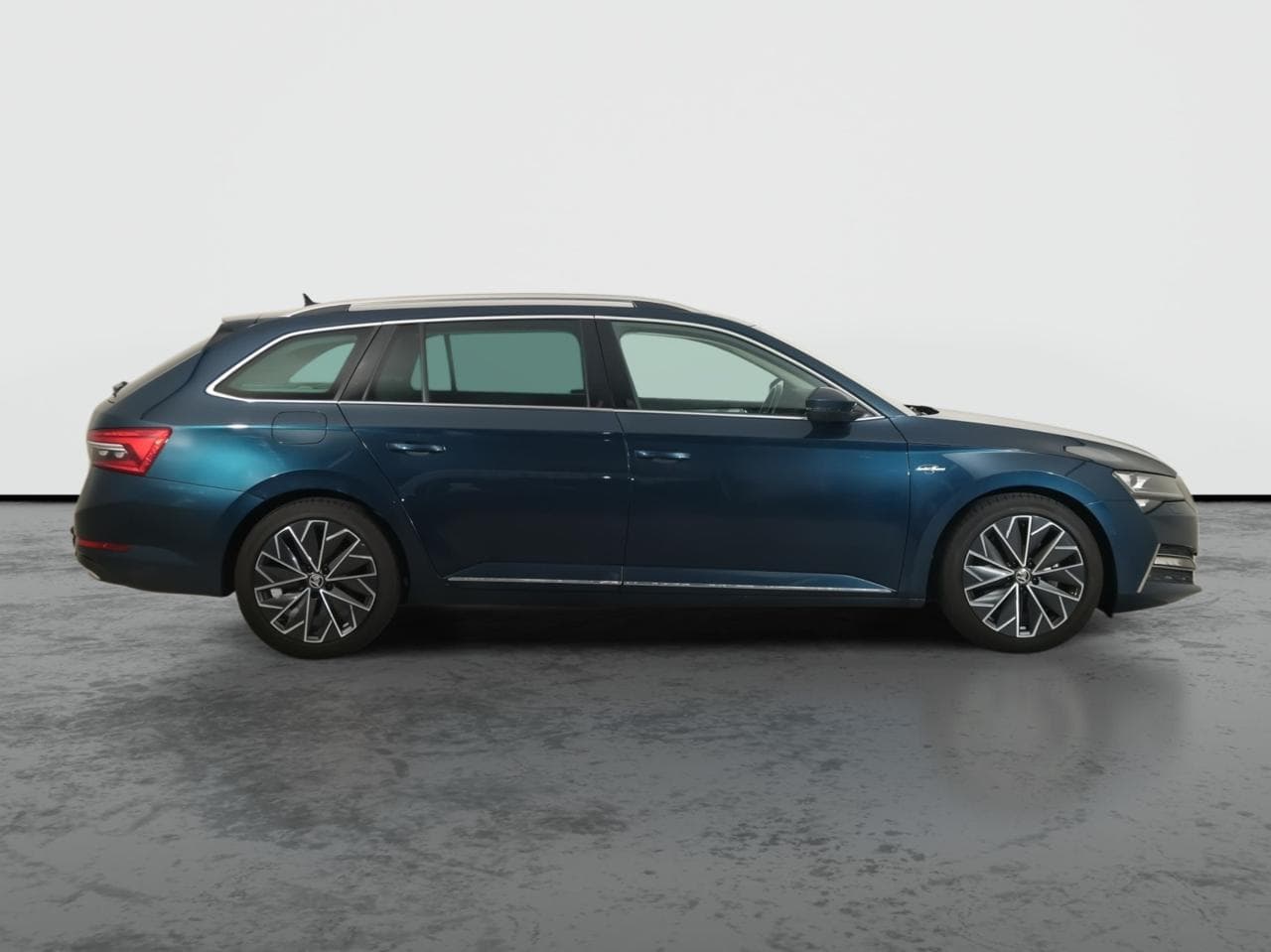 2019 Škoda SUPERB - 8