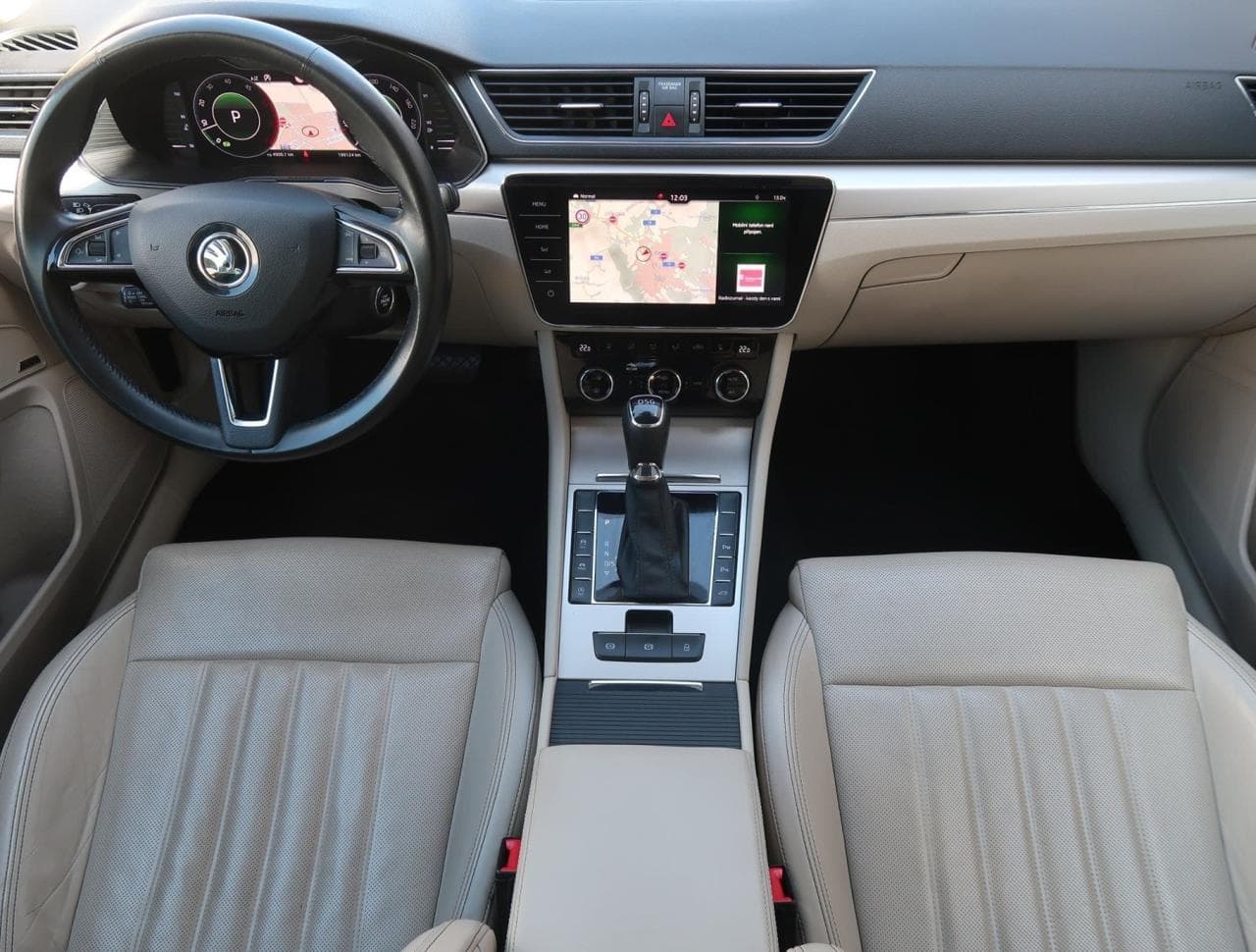 2019 Škoda SUPERB - 10