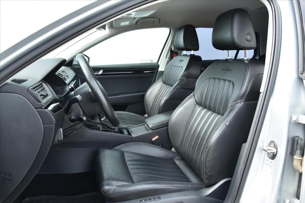 2018 Škoda SUPERB - 14