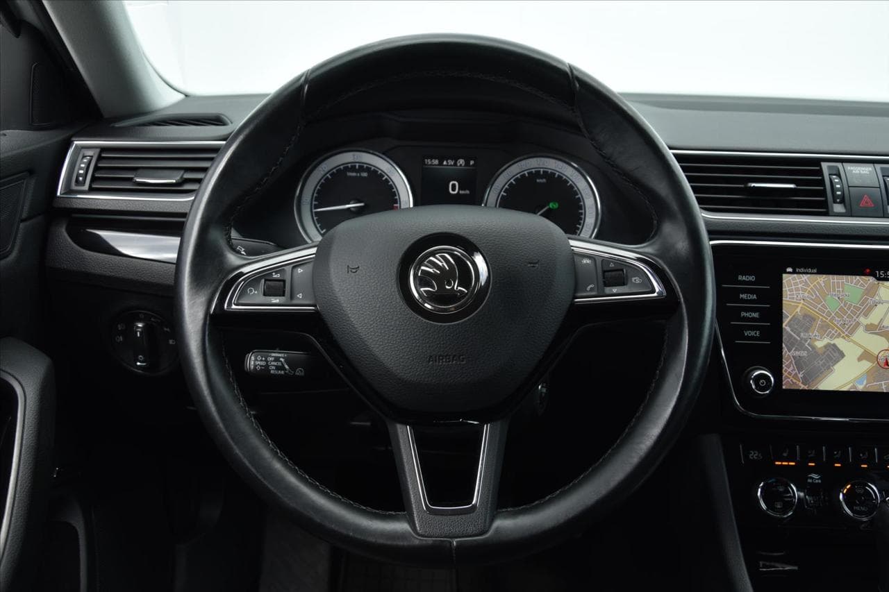 2018 Škoda SUPERB - 24