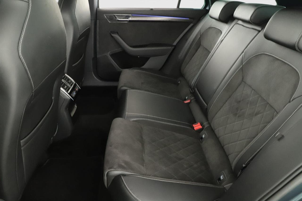 2019 Škoda SUPERB - 12