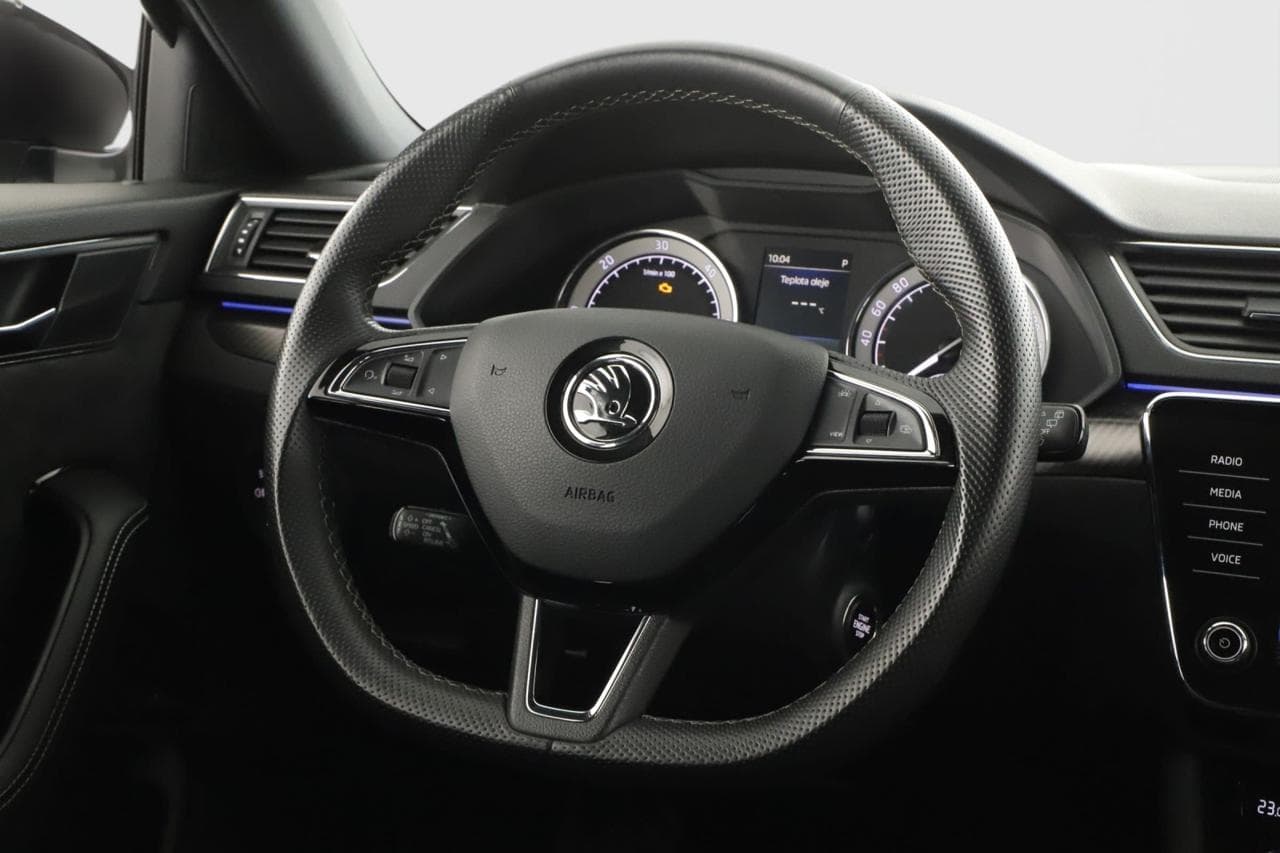 2019 Škoda SUPERB - 14
