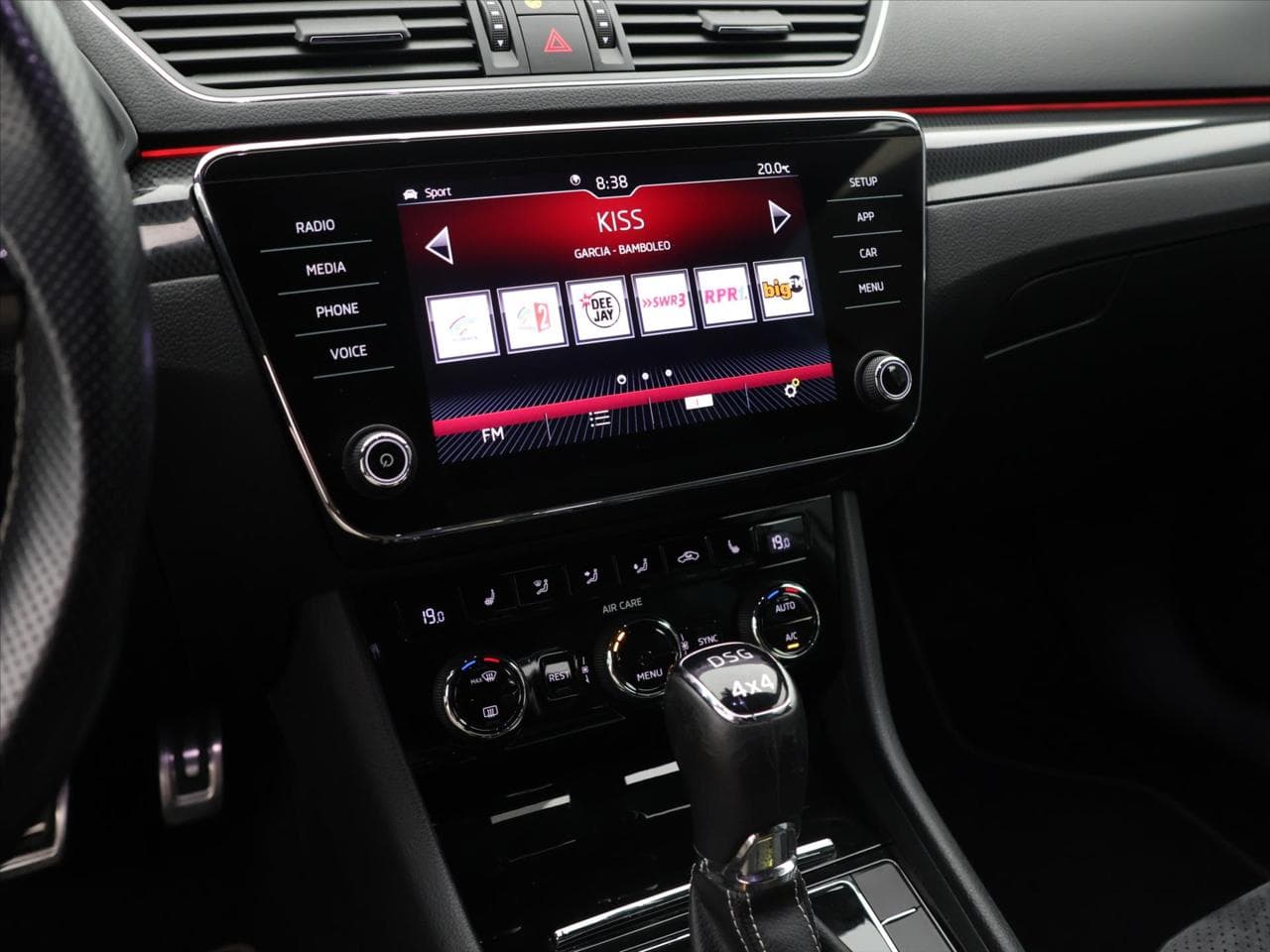 2017 Škoda SUPERB - 17
