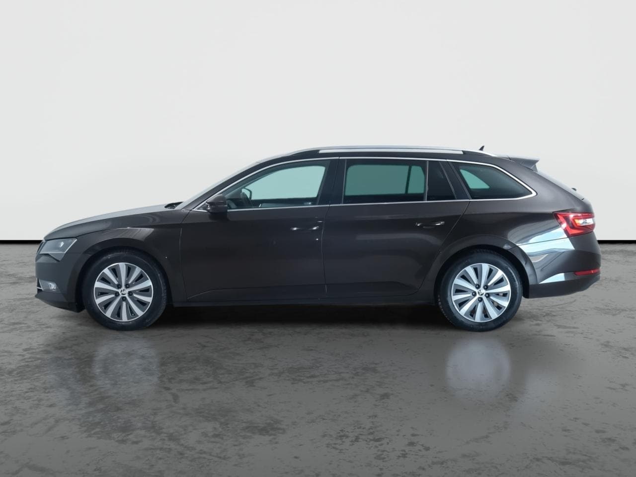 2018 Škoda SUPERB - 4