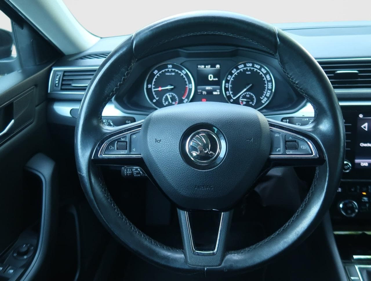 2018 Škoda SUPERB - 28