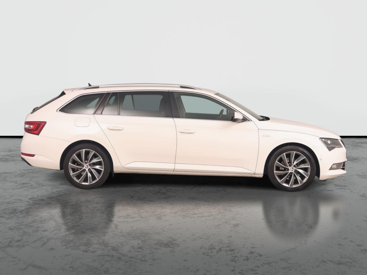2017 Škoda SUPERB - 8