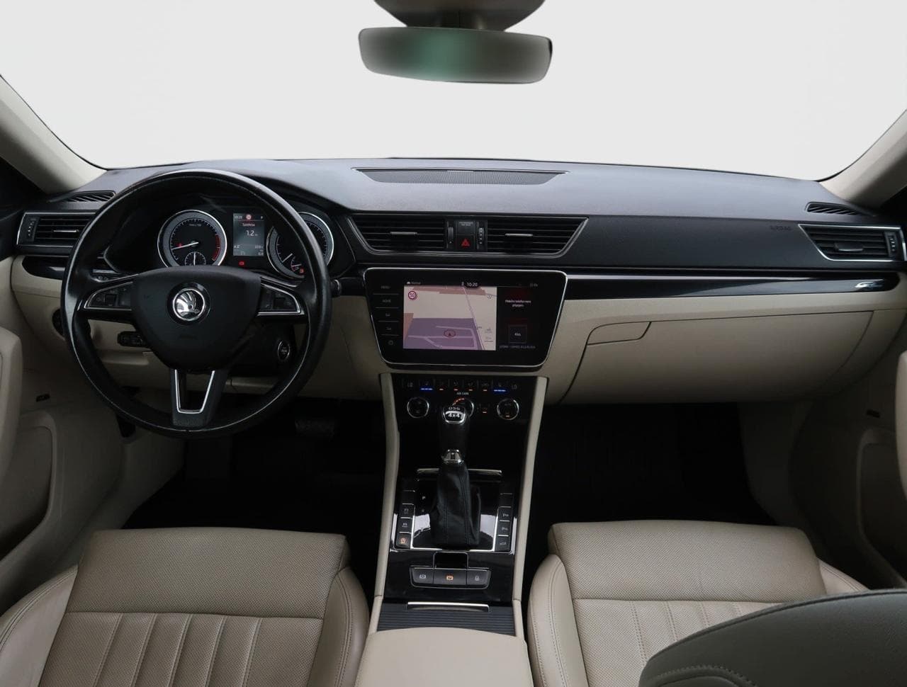 2017 Škoda SUPERB - 10