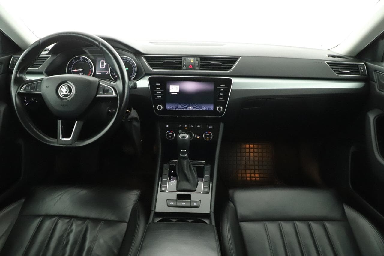 2019 Škoda SUPERB - 9