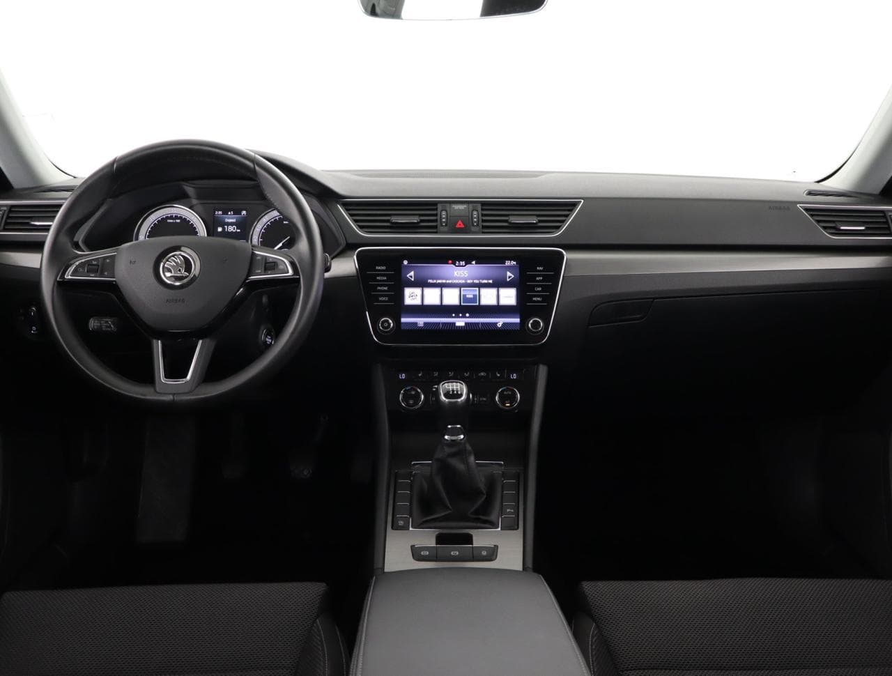 2020 Škoda SUPERB - 16
