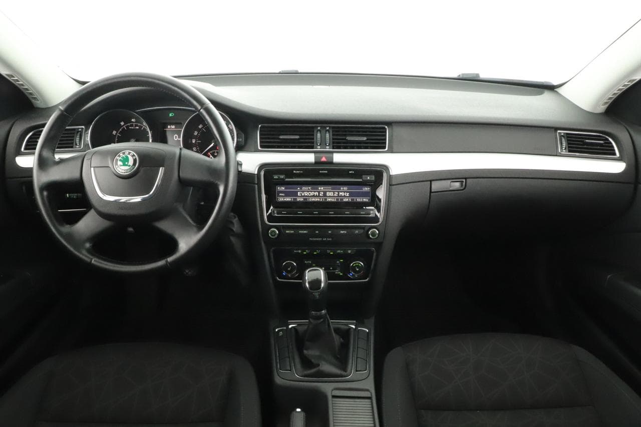 2012 Škoda SUPERB - 17
