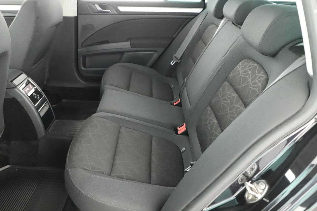 2012 Škoda SUPERB - 23