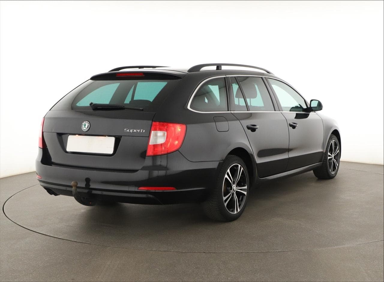 2012 Škoda SUPERB - 13