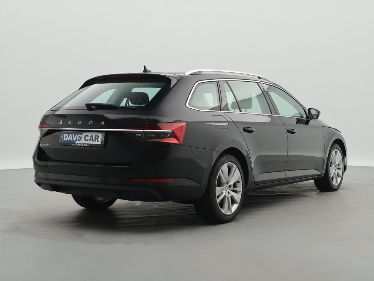 2022 Škoda SUPERB - 23