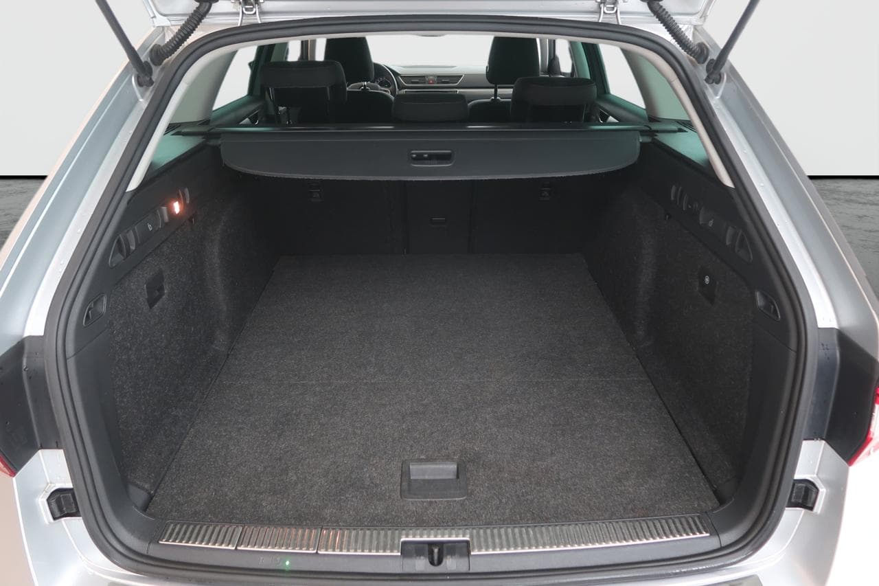 2016 Škoda SUPERB - 20