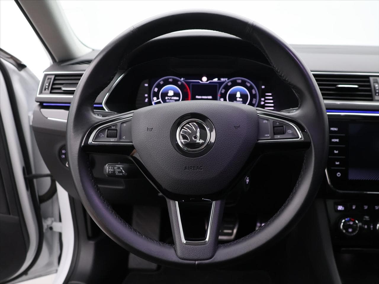 2019 Škoda SUPERB - 21