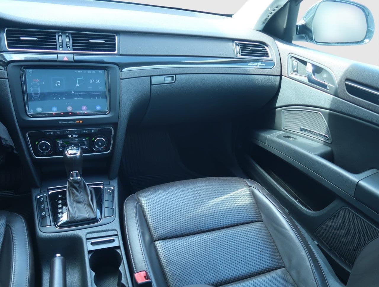 2014 Škoda SUPERB - 11