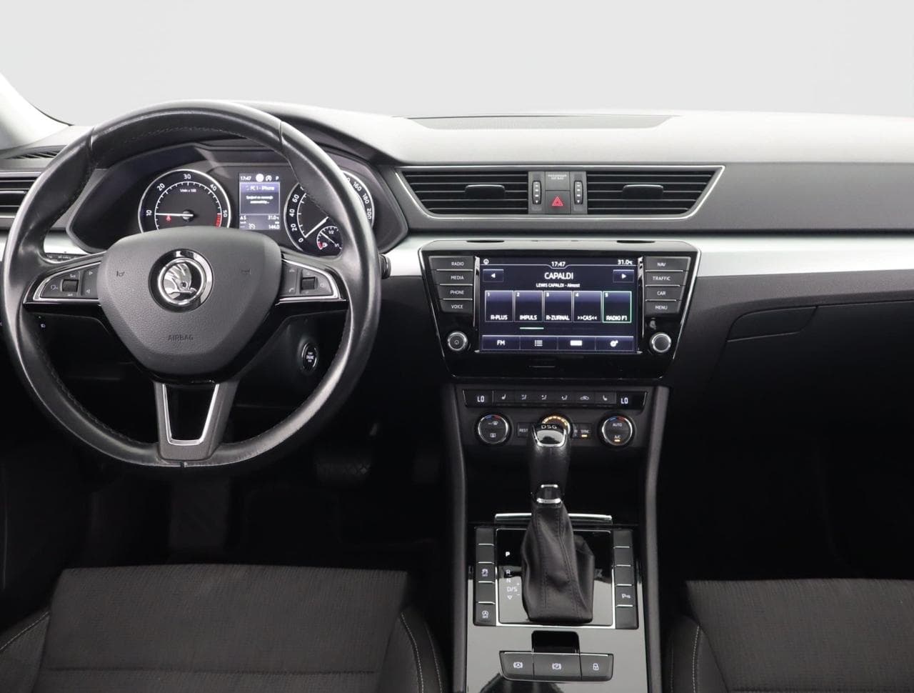 2016 Škoda SUPERB - 10