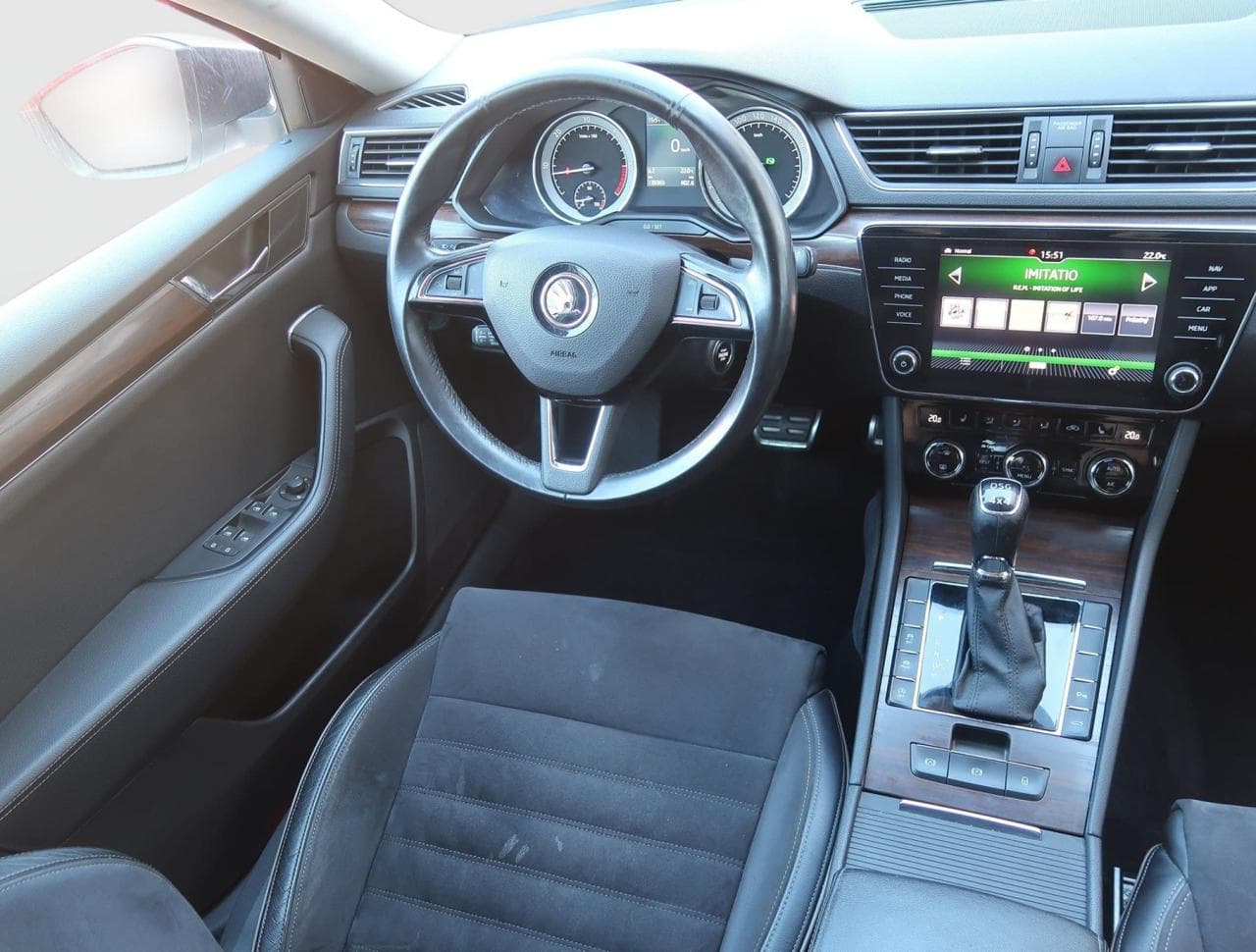 2020 Škoda SUPERB - 9