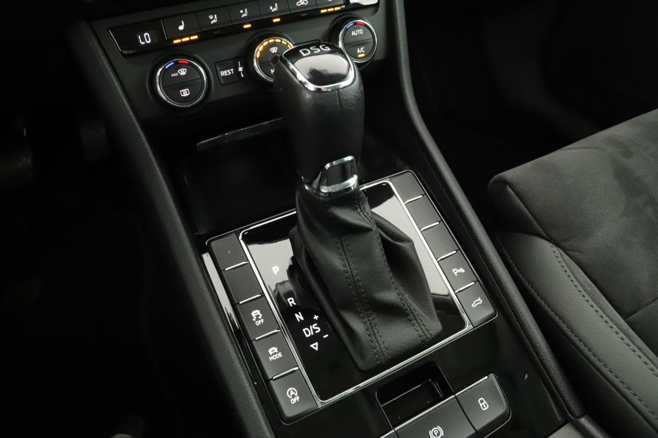 2017 Škoda SUPERB - 36