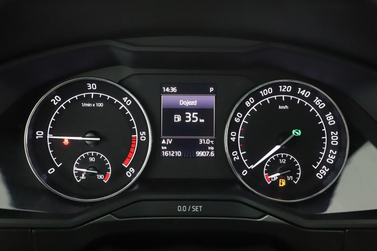2017 Škoda SUPERB - 28