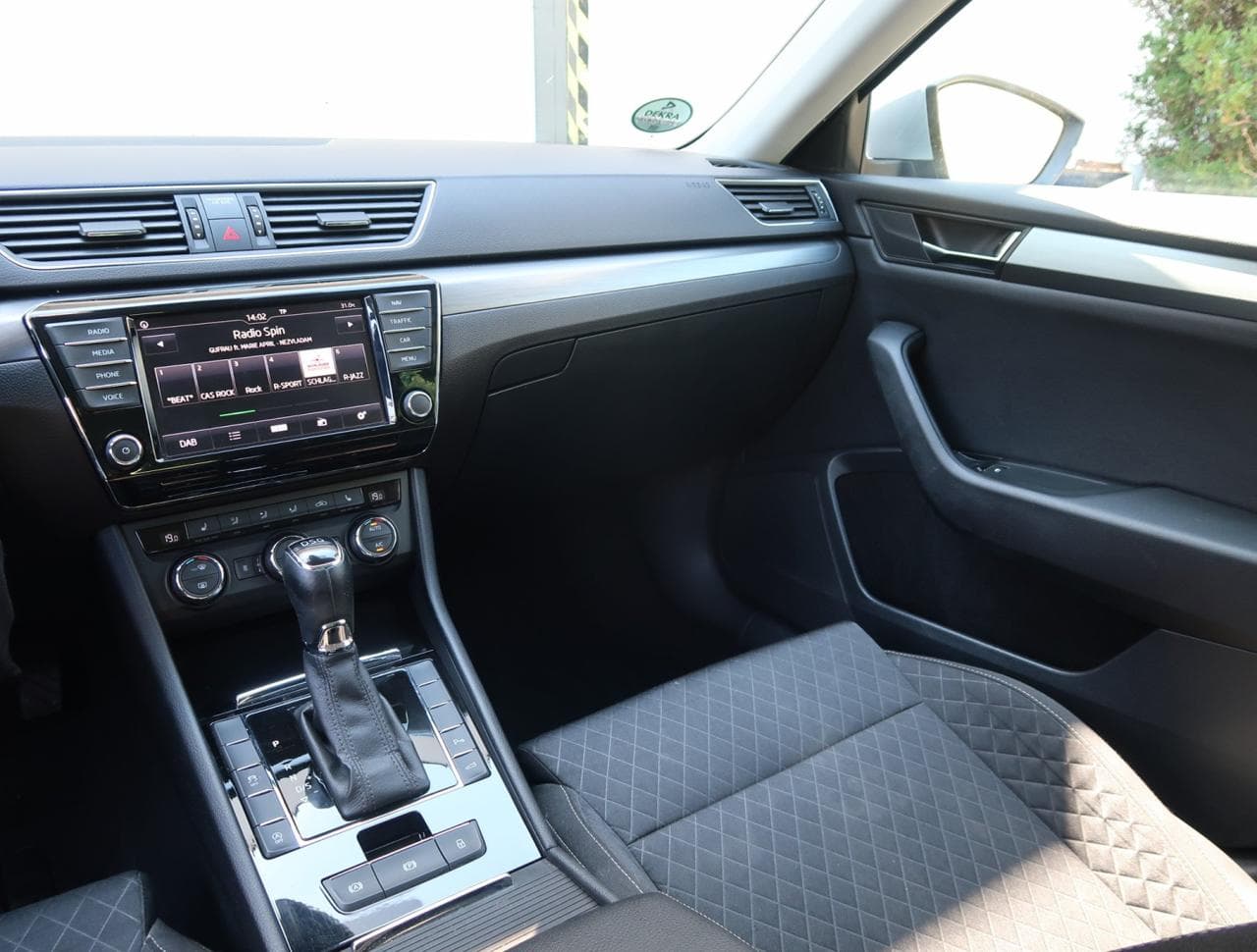 2016 Škoda SUPERB - 11