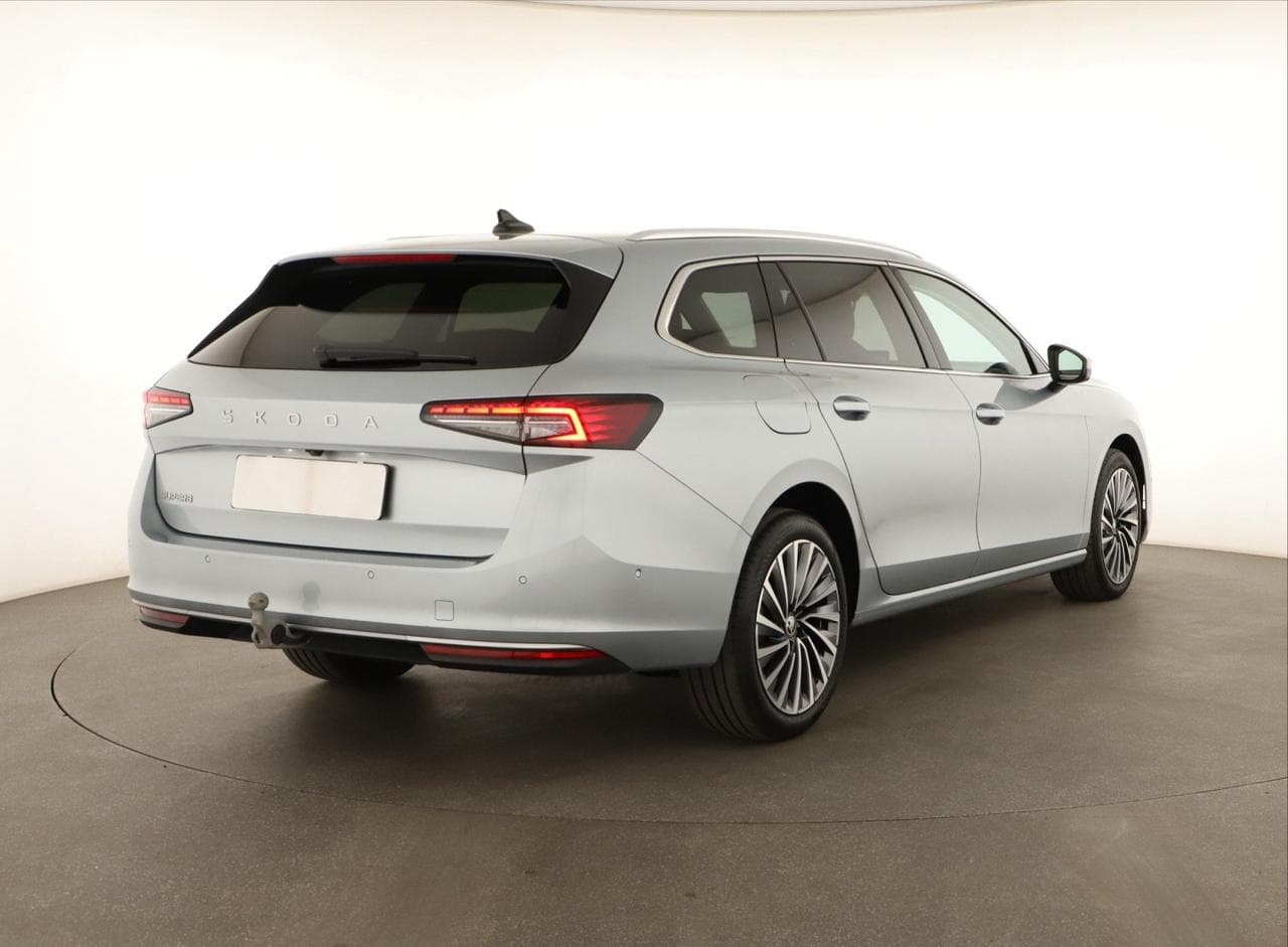 2024 Škoda SUPERB - 12