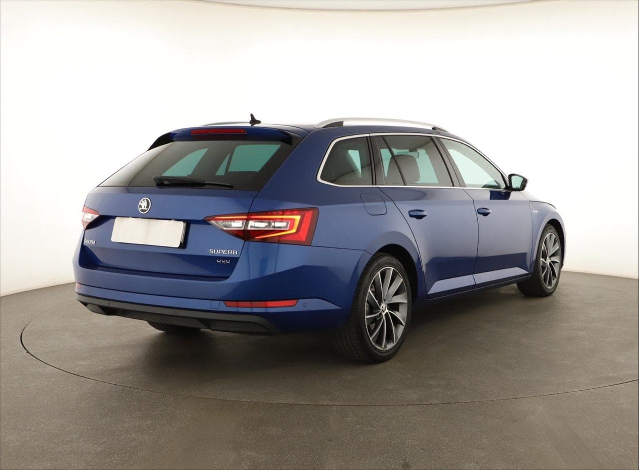 2018 Škoda SUPERB - 7