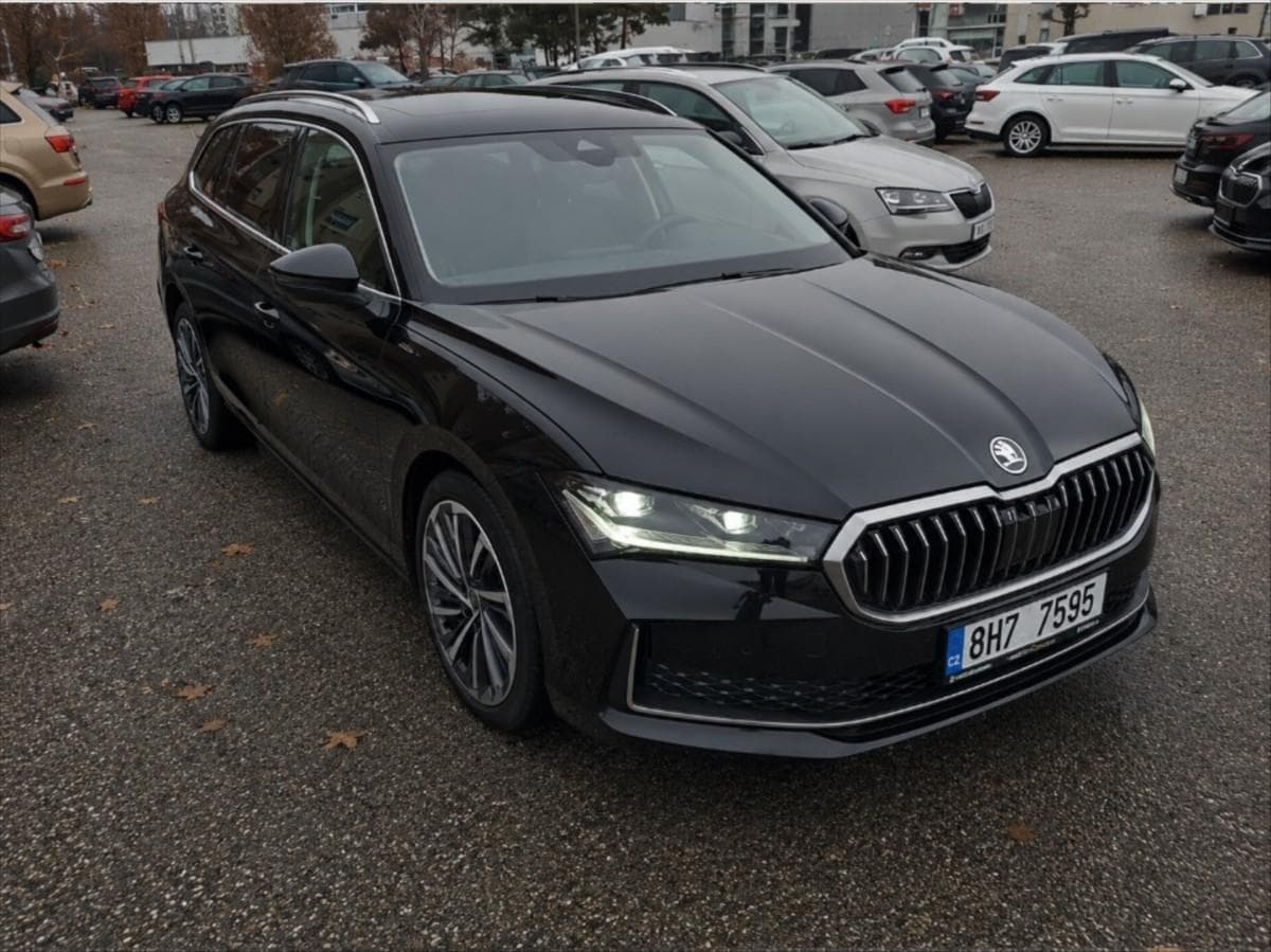 2025 Škoda SUPERB - 2