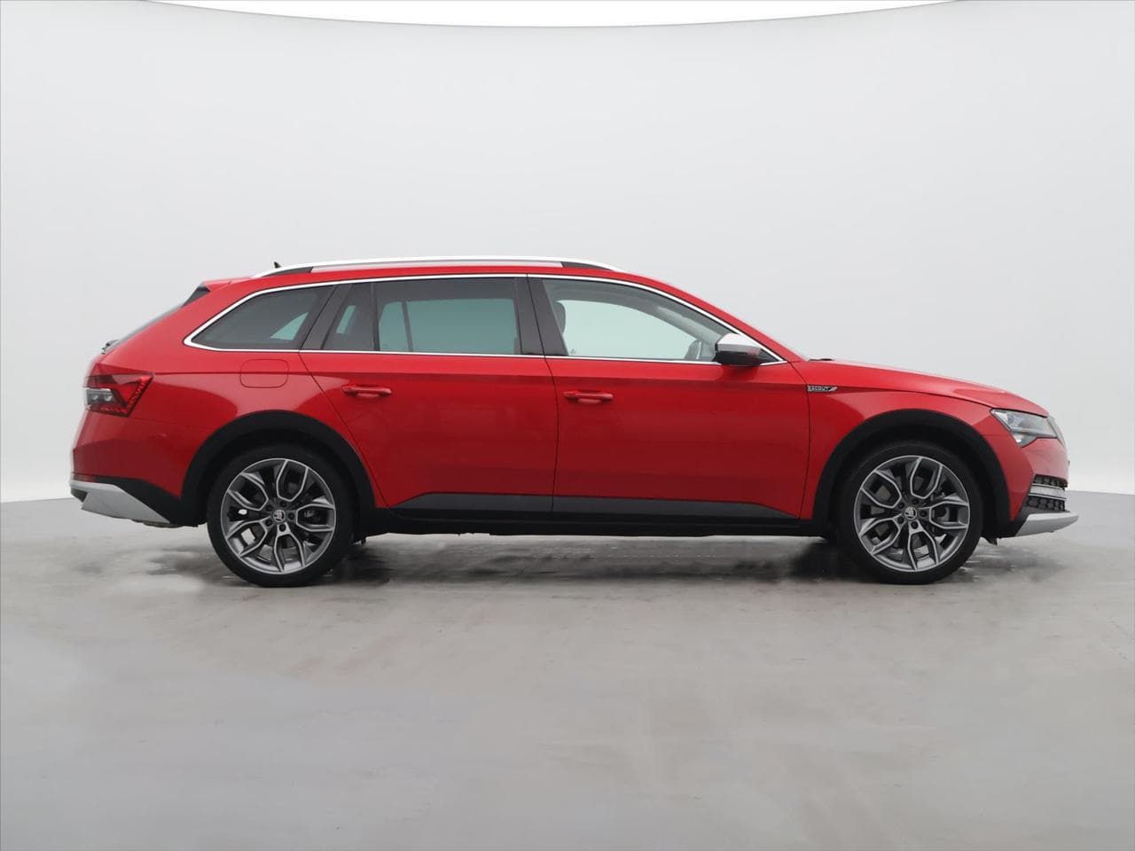 2023 Škoda SUPERB - 8