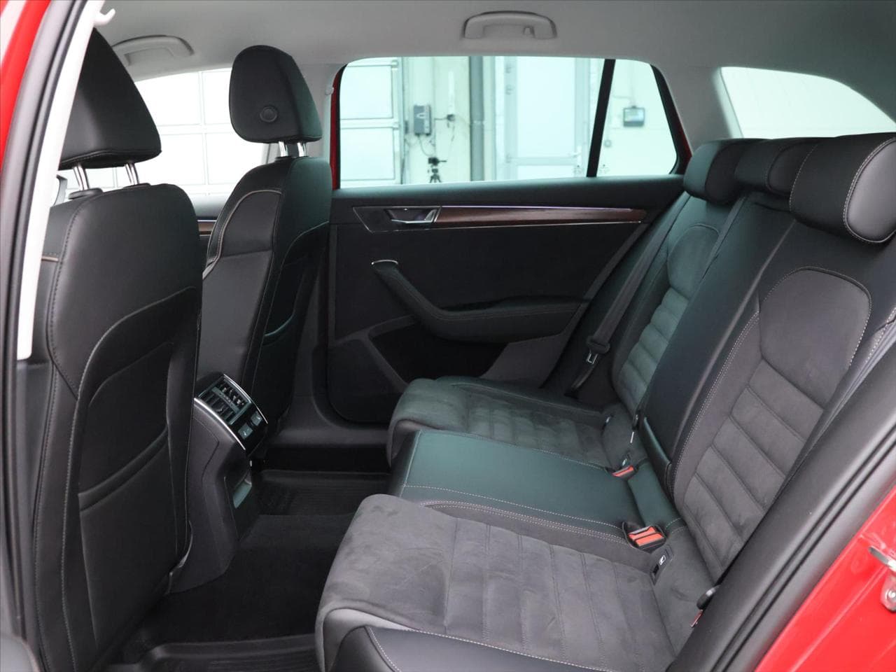 2023 Škoda SUPERB - 14
