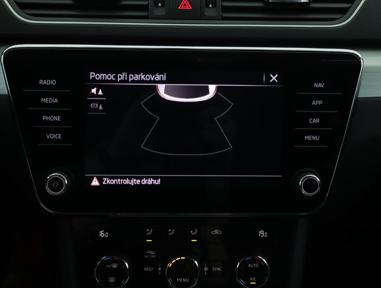 2022 Škoda SUPERB - 30