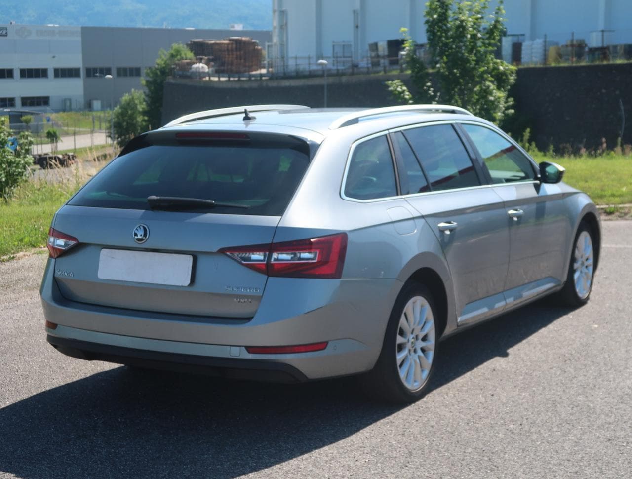 2017 Škoda SUPERB - 7