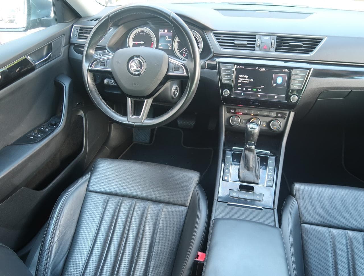 2017 Škoda SUPERB - 9