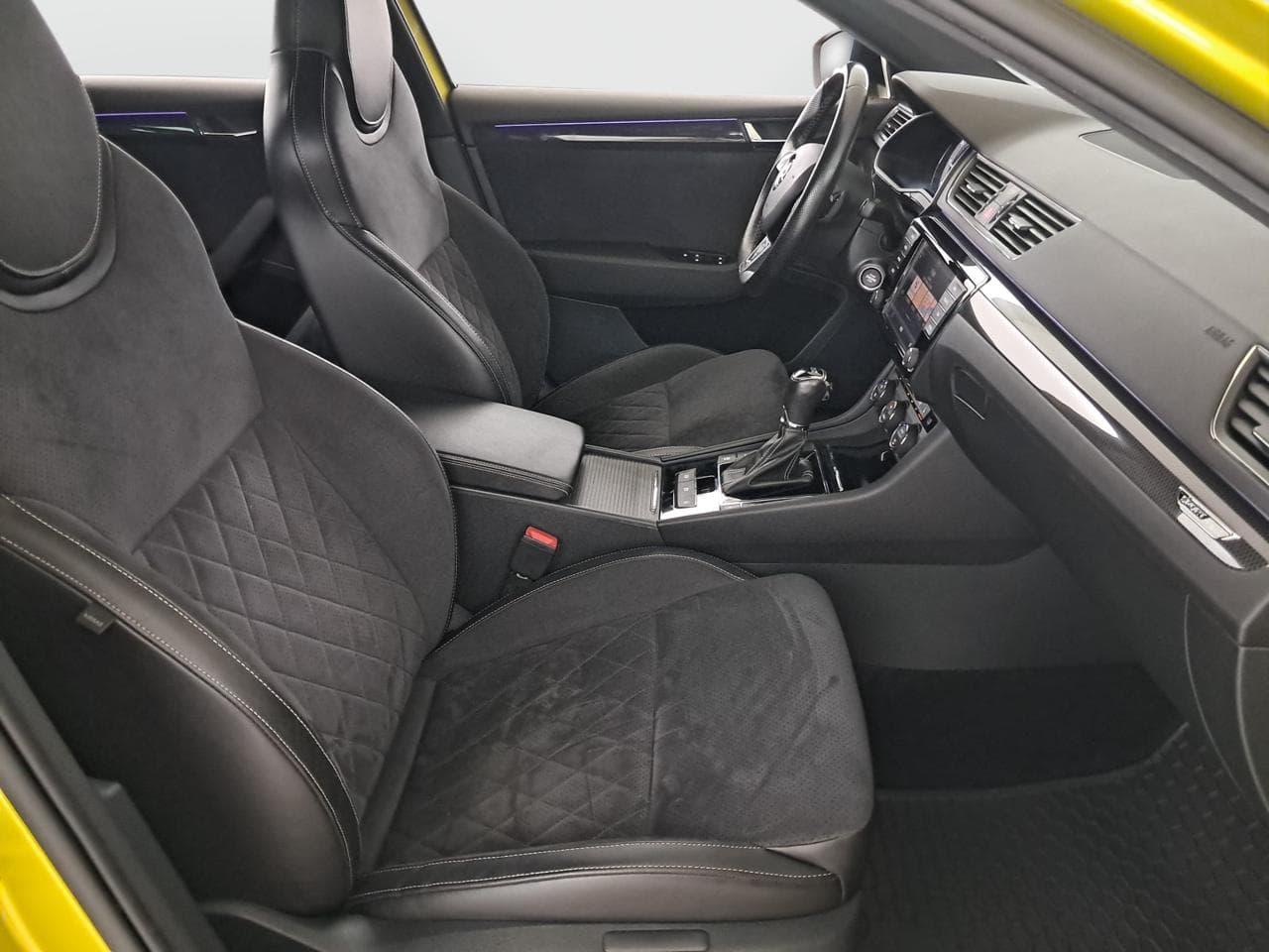 2018 Škoda SUPERB - 20