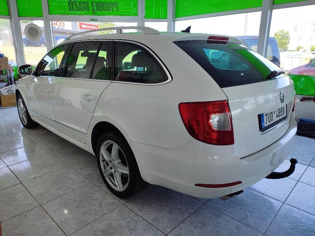 2011 Škoda SUPERB - 3