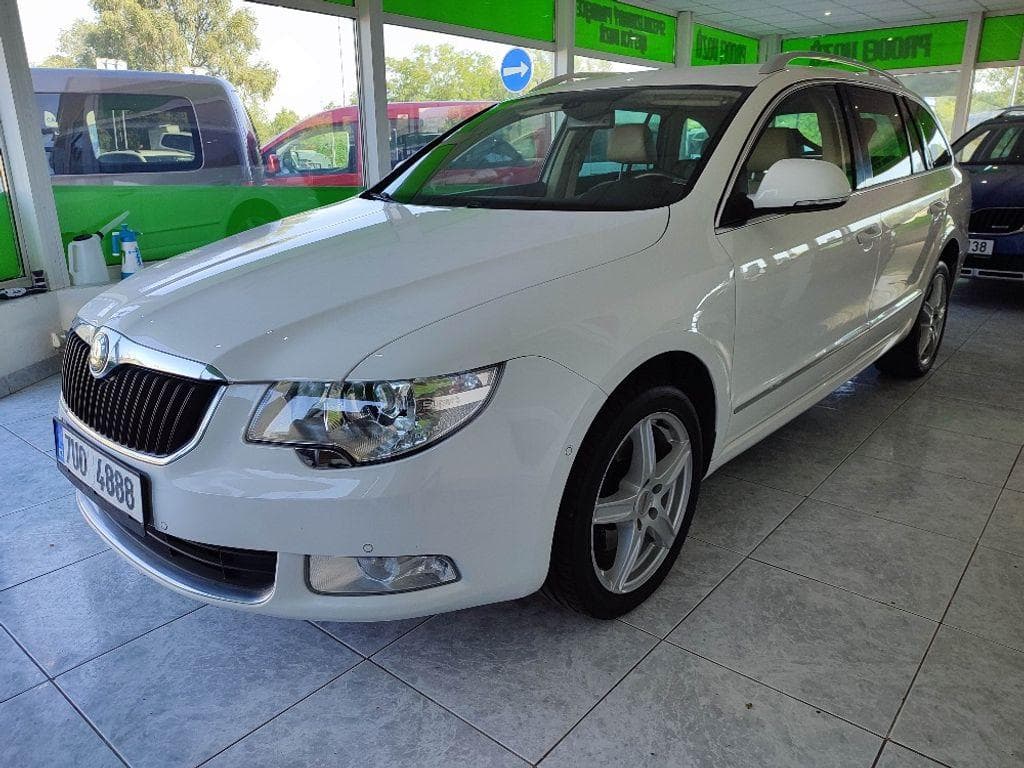 2011 Škoda SUPERB - 2