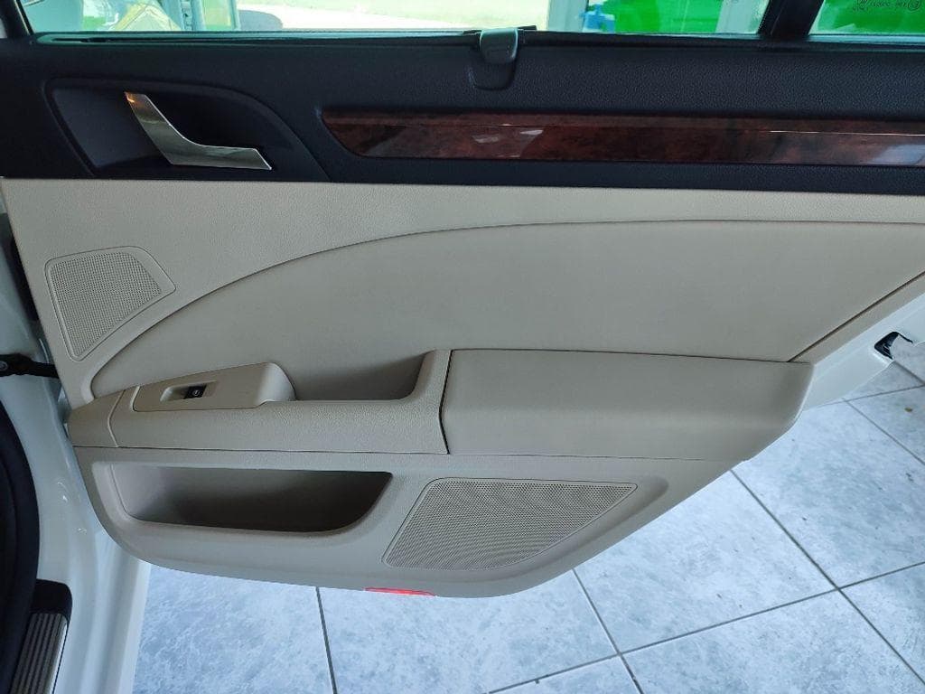 2011 Škoda SUPERB - 16