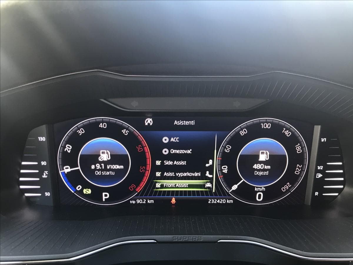 2019 Škoda SUPERB - 17
