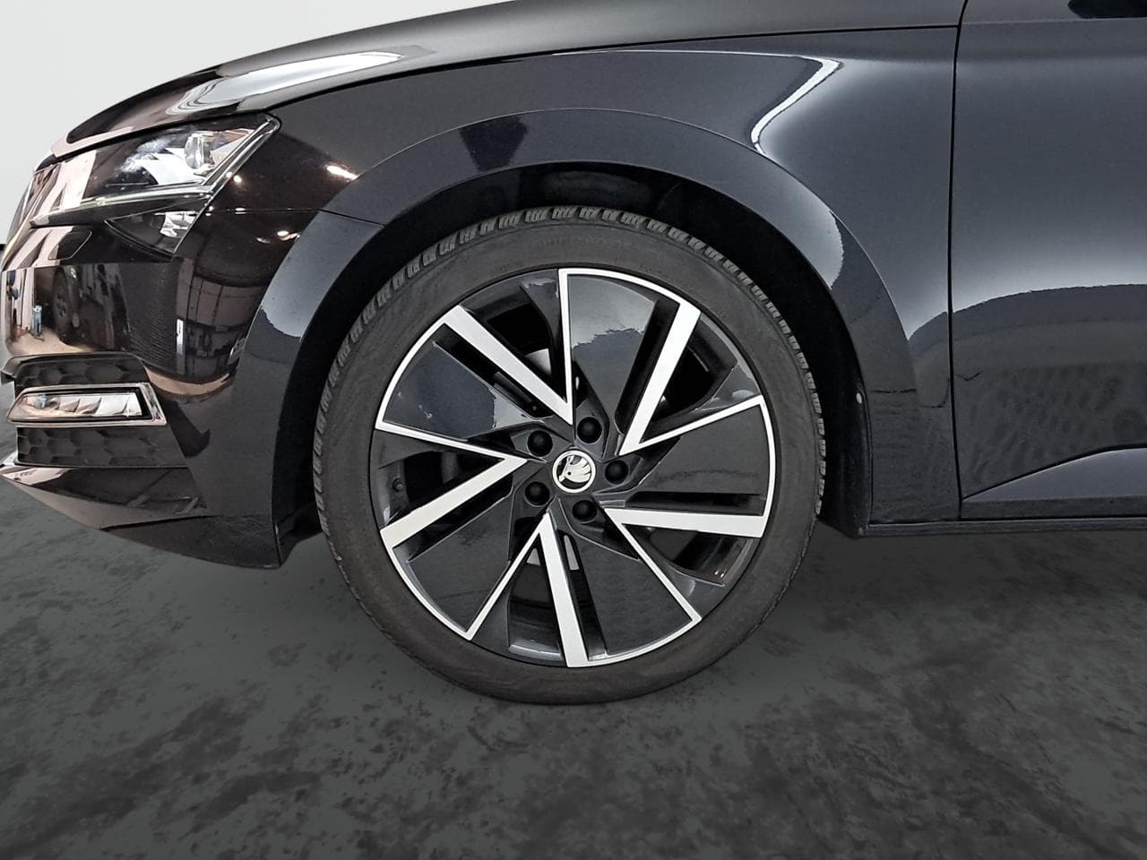 2023 Škoda SUPERB - 20