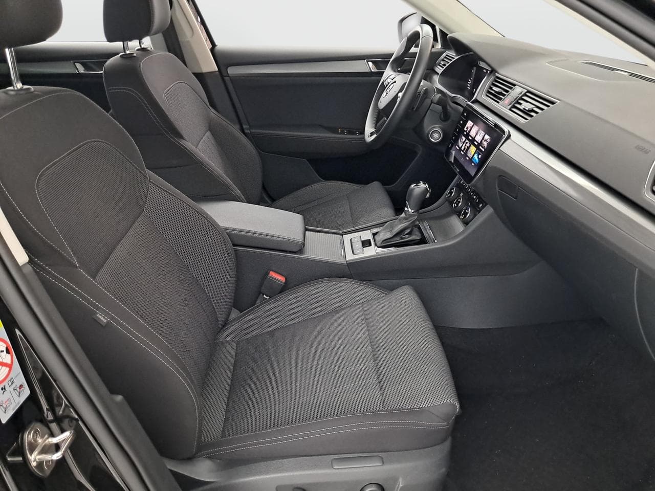 2023 Škoda SUPERB - 11