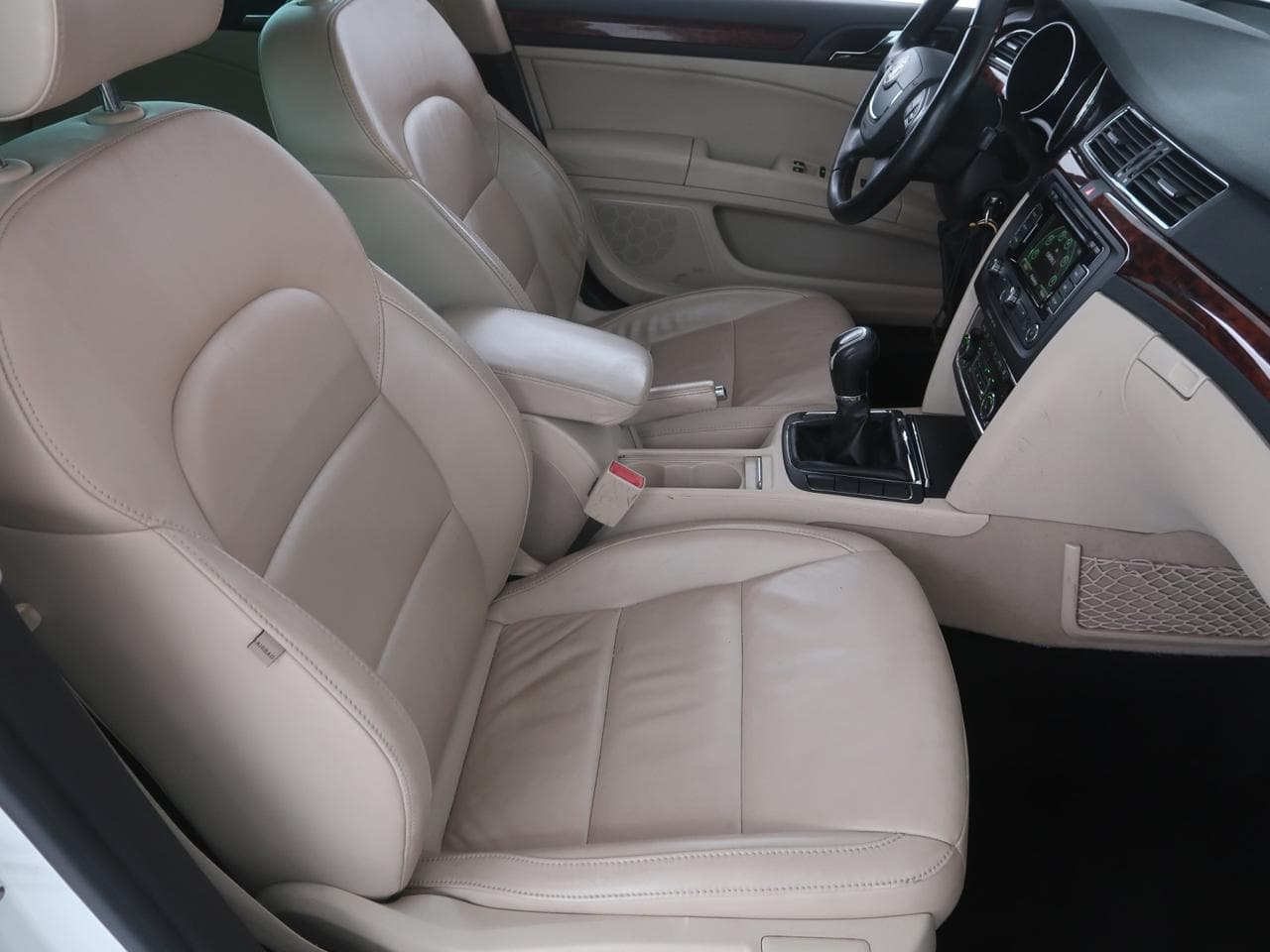 2012 Škoda SUPERB - 19