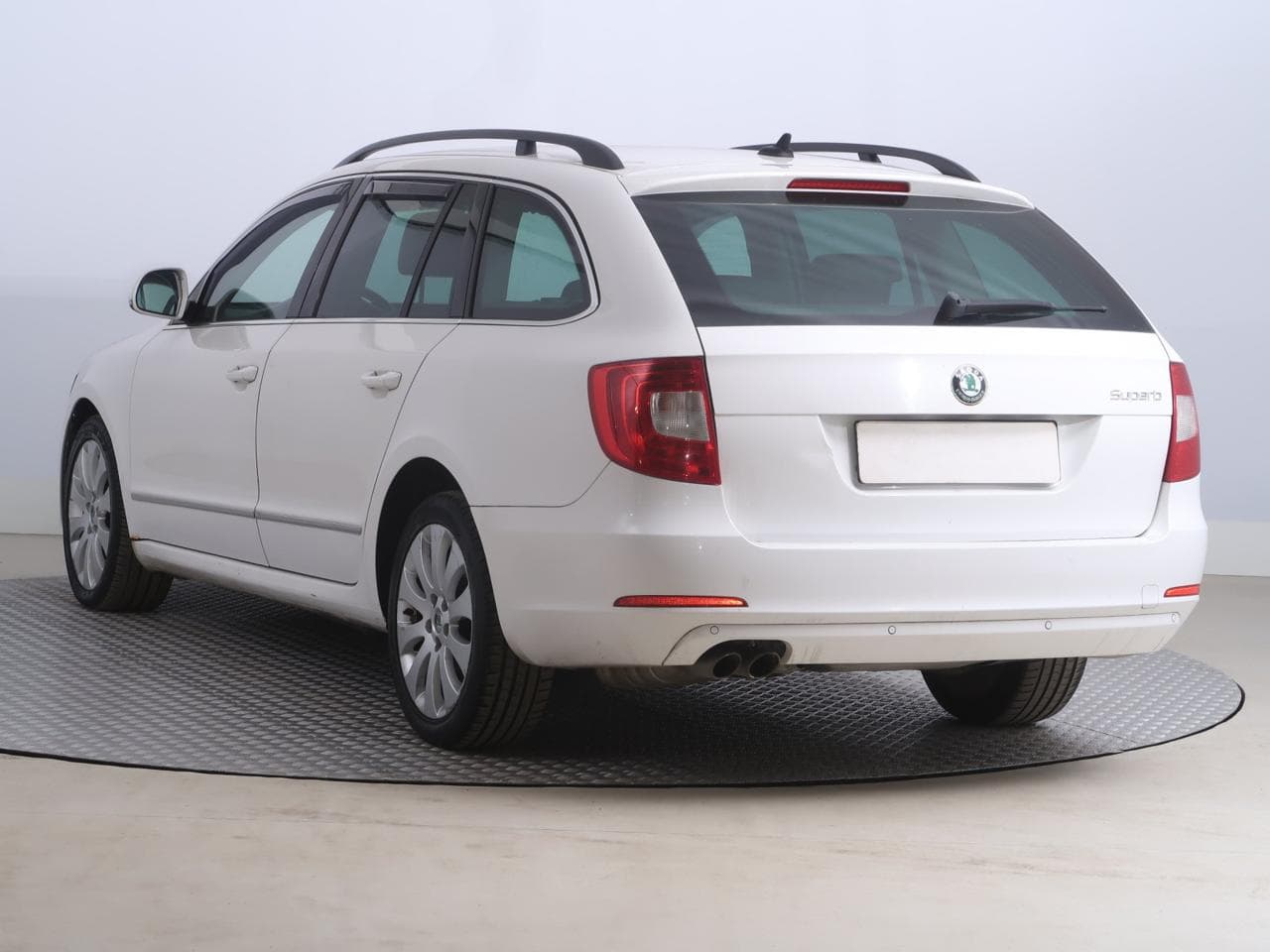2012 Škoda SUPERB - 7