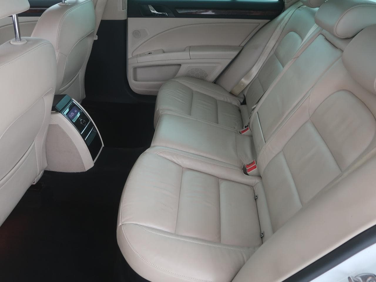 2012 Škoda SUPERB - 25