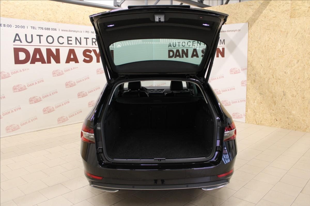 2022 Škoda SUPERB - 12