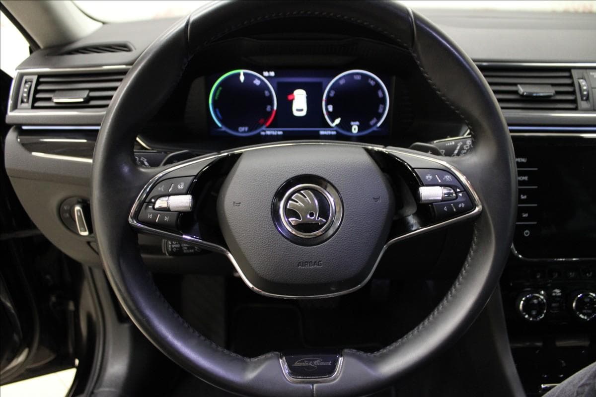 2022 Škoda SUPERB - 29